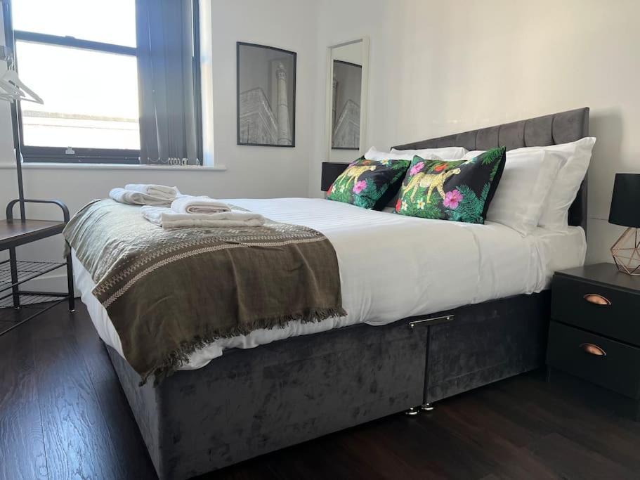 Mathew Street 1 Bed Apt Sleeps 6 Liverpool Ngoại thất bức ảnh